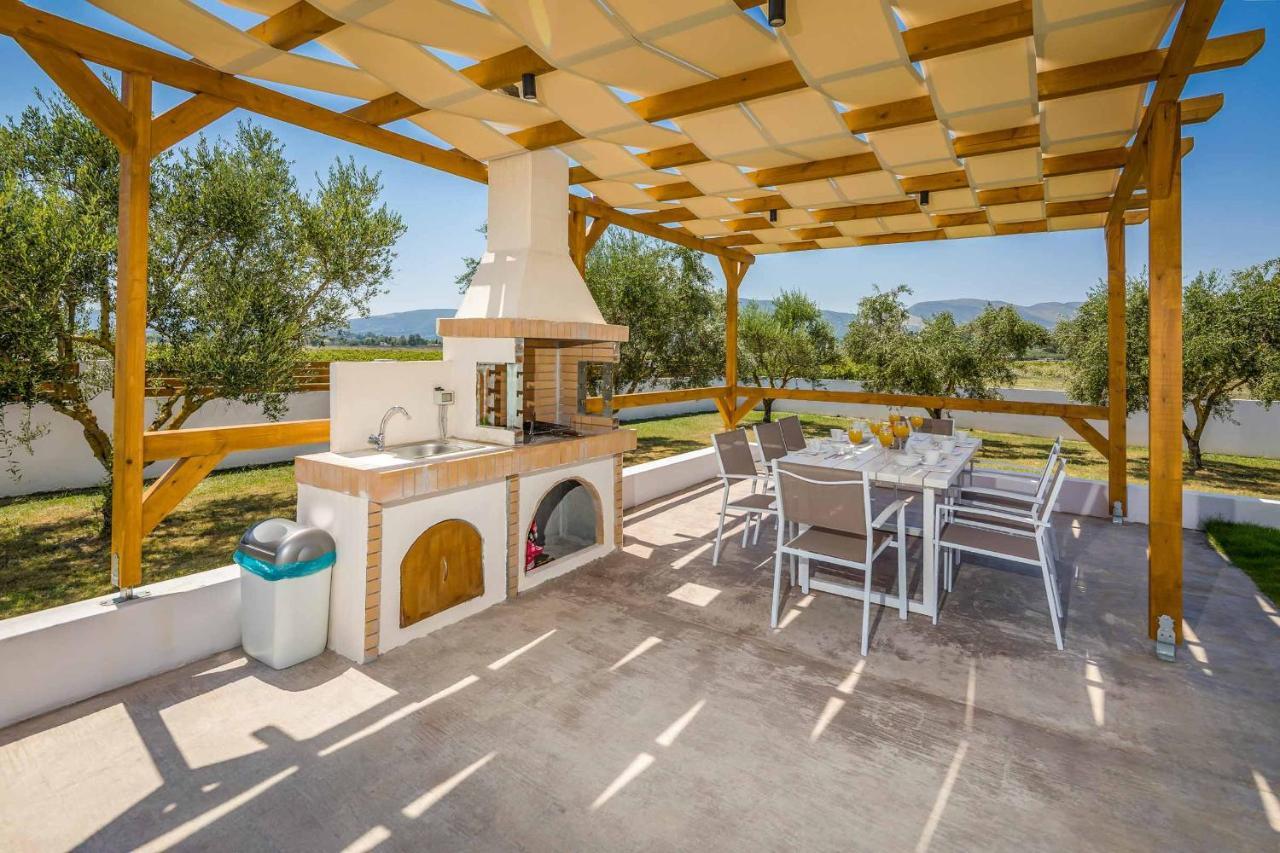 Villa Rodi Ambelokipoi  ภายนอก รูปภาพ